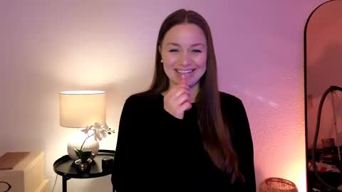 Snapshot of milafleur chatting on 25, 2, 2025 Mila Fleur online show from 25, 2, 2025