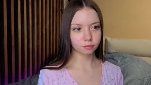 Snapshot of milaice chatting on 16, 5, 2026 Mila online show from 16, 5, 2026