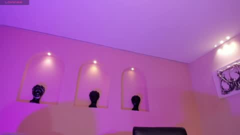 Mila  online show from 13, 3, 2026