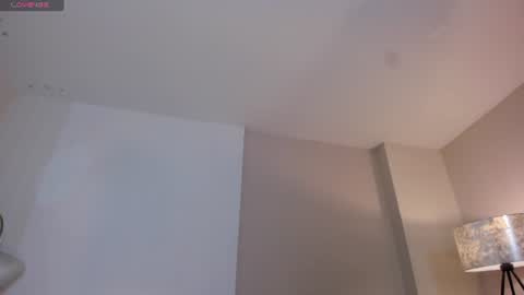 Snapshot of milalawrence_ chatting on 19, 6, 2026 Mila online show from 19, 6, 2026
