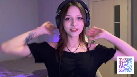 Snapshot of milamiuu chatting on 16, 2, 2026 milamiuu online show from 16, 2, 2026