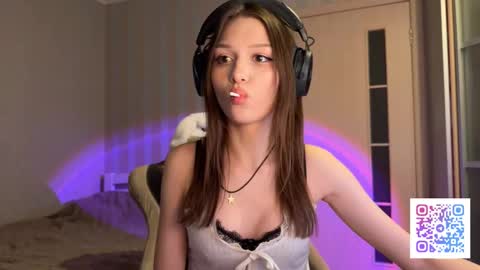 Snapshot of milamiuu chatting on 1, 3, 2026 milamiuu online show from 1, 3, 2026