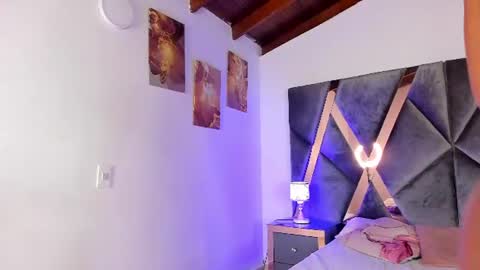 Snapshot of milan_ebony chatting on 15, 6, 2026 Milan online show from 15, 6, 2026