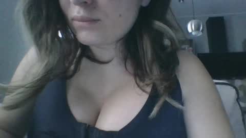 Snapshot of milana5551 chatting on 23, 1, 2025 milana online show from 23, 1, 2025