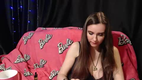 Snapshot of milana696969 chatting on 28, 11, 2025 MilAna online show from 28, 11, 2025