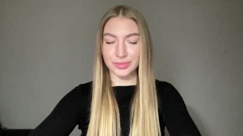 Milana online show from 12, 1, 2025