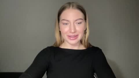 Milana online show from 28, 1, 2025