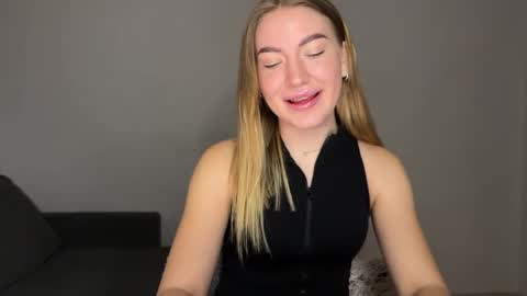 Milana online show from 6, 2, 2025