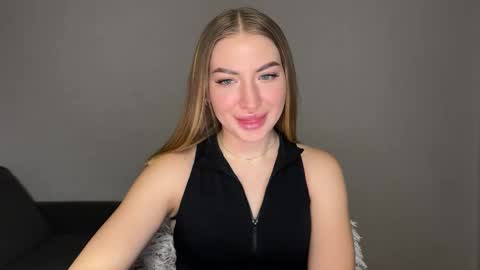 Milana online show from 13, 2, 2025