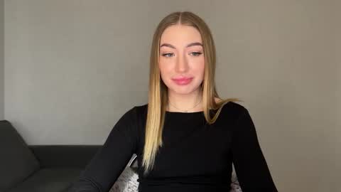 Milana online show from 16, 2, 2025