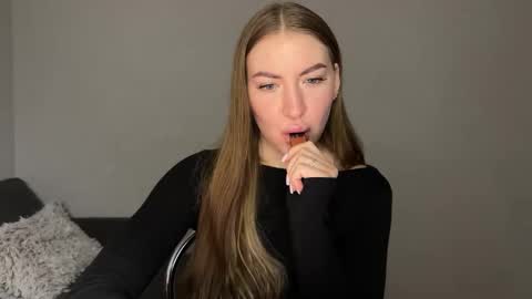 Milana online show from 3, 3, 2025