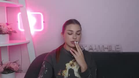 milanaangelas online show from 30, 11, 2025