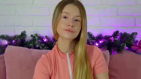 MilanaBalmain online show from 22, 12, 2025