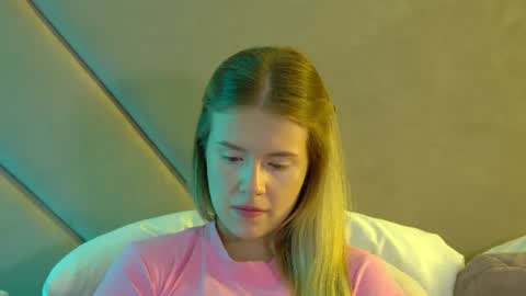 Snapshot of milanabalmain chatting on 7, 7, 2026 MilanaBalmain online show from 7, 7, 2026