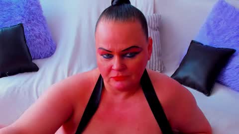 Lana online show from 24, 2, 2025