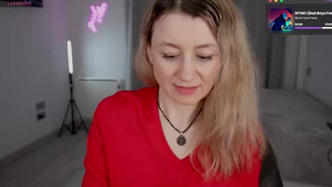 Snapshot of milanacamgirl chatting on 22, 3, 2026 Milana online show from 22, 3, 2026