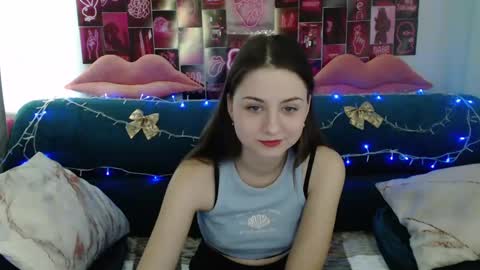 Snapshot of milanaroz chatting on 11, 1, 2025 milanaroz online show from 11, 1, 2025