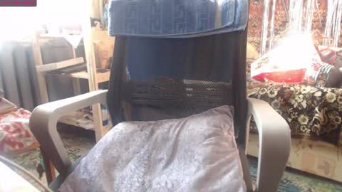 Snapshot of milanasvethoney chatting on 12, 1, 2025 Luna-- link in bio online show from 12, 1, 2025