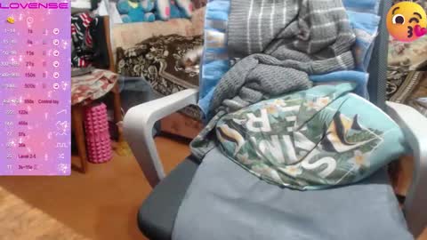 Snapshot of milanasvethoney chatting on 10, 10, 2025 Luna-- link in bio online show from 10, 10, 2025