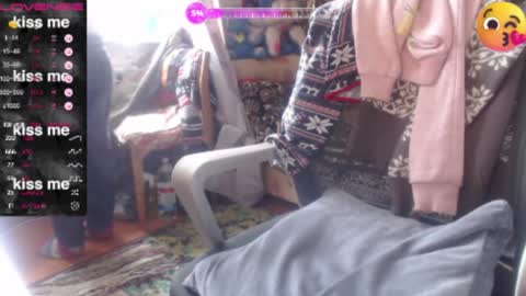 Luna-- link in bio online show from 19, 4, 2026