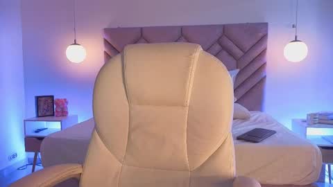 Snapshot of milancorleone chatting on 27, 4, 2026 Milan Corleone online show from 27, 4, 2026
