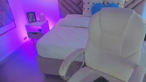 Snapshot of milancorleone chatting on 9, 7, 2026 Milan Corleone online show from 9, 7, 2026