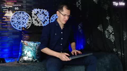 milandavid1 online show from 2, 5, 2026