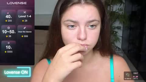 Snapshot of milania_hot_foxy chatting on 19, 9, 2025 Mila online show from 19, 9, 2025