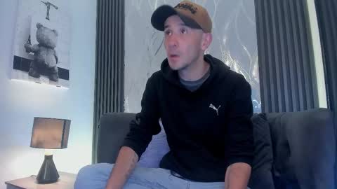 Snapshot of milanwhite_ chatting on 20, 2, 2026 MILAN online show from 20, 2, 2026