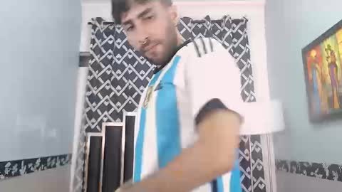 Snapshot of milanzaire chatting on 20, 9, 2025 milanzaire online show from 20, 9, 2025