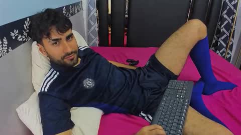 Snapshot of milanzaire chatting on 18, 10, 2025 milanzaire online show from 18, 10, 2025