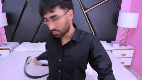 Snapshot of milanzaire chatting on 15, 11, 2025 milanzaire online show from 15, 11, 2025