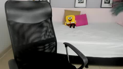 Snapshot of milarose4 chatting on 23, 12, 2024 Mila Rose online show from 23, 12, 2024