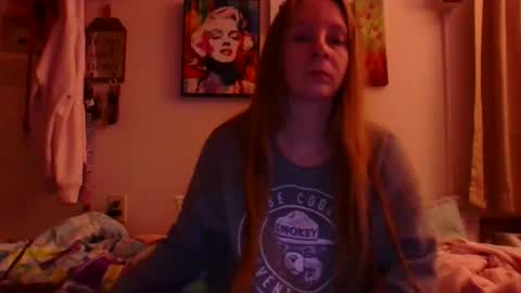 Snapshot of milastoned chatting on 20, 4, 2026 Mila online show from 20, 4, 2026