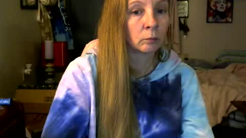 Snapshot of milastoned chatting on 10, 5, 2026 Mila online show from 10, 5, 2026