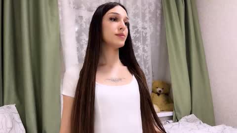 Snapshot of milaxmme chatting on 15, 12, 2025 Milana online show from 15, 12, 2025