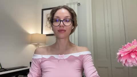 Snapshot of milayah chatting on 31, 10, 2025 Mila online show from 31, 10, 2025