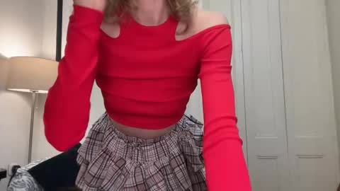 Snapshot of milayah chatting on 17, 11, 2025 Mila online show from 17, 11, 2025