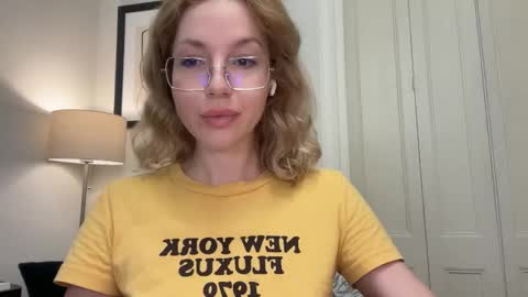 Snapshot of milayah chatting on 5, 12, 2025 Mila online show from 5, 12, 2025