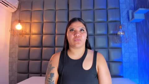 Snapshot of mile_u chatting on 6, 3, 2025 Milena online show from 6, 3, 2025