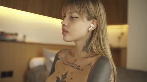 M  Telegram mamagotachannel online show from 9, 4, 2026