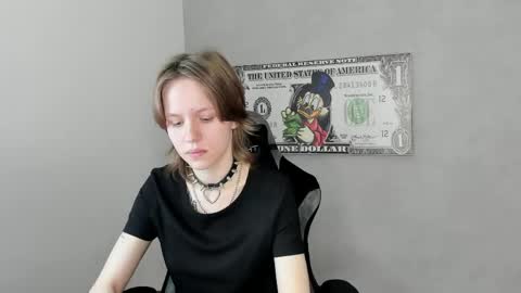 Snapshot of milena_milyan chatting on 6, 5, 2026 Milena online show from 6, 5, 2026