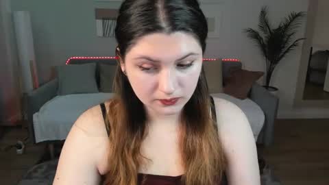 milenafiery online show from 25, 6, 2026