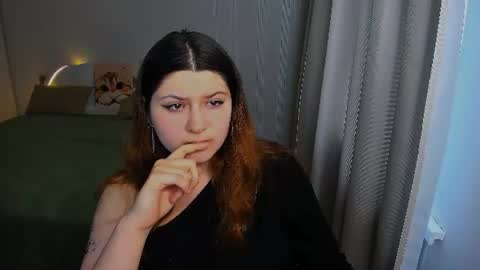 milenafiery online show from 26, 7, 2026