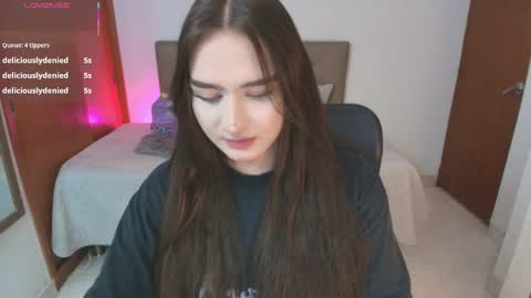 Miley online show from 24, 4, 2026