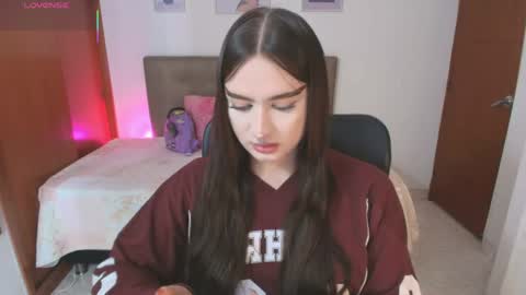 Miley online show from 27, 4, 2026