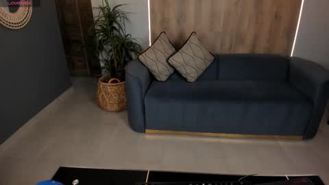 Snapshot of mileycruz_ chatting on 11, 9, 2025 Miley Cruz IG miley model23 online show from 11, 9, 2025