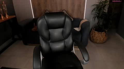 Miley Cruz  IG miley model23 online show from 30, 10, 2025