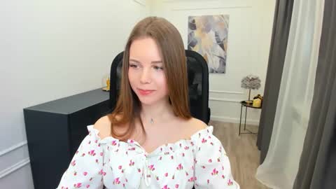 mileygloss online show from 8, 3, 2026