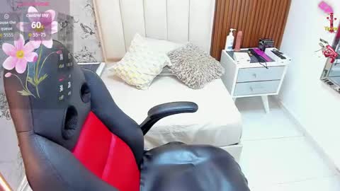 Snapshot of mileyjoas chatting on 26, 2, 2026 MILEY online show from 26, 2, 2026